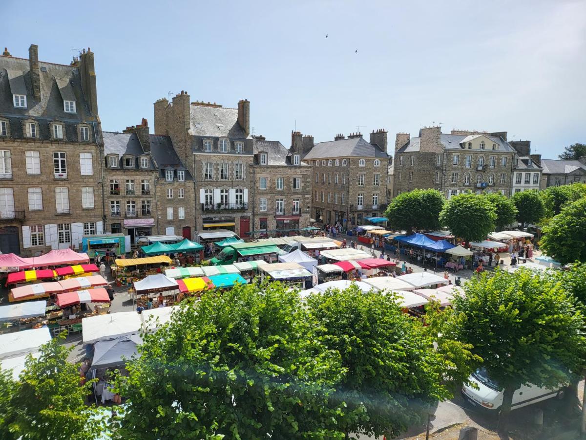Les Appartements Du Marche Dinan Exterior photo